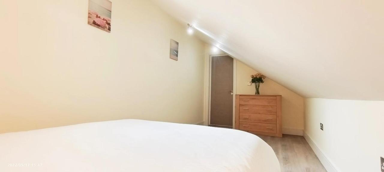Top Floor Flat 5 Northwood Northwood  Luaran gambar